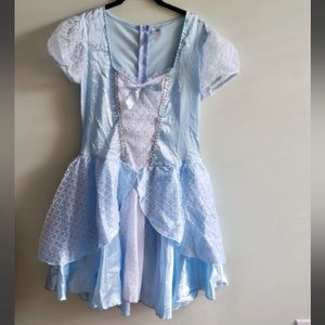 Cinderella Halloween custom